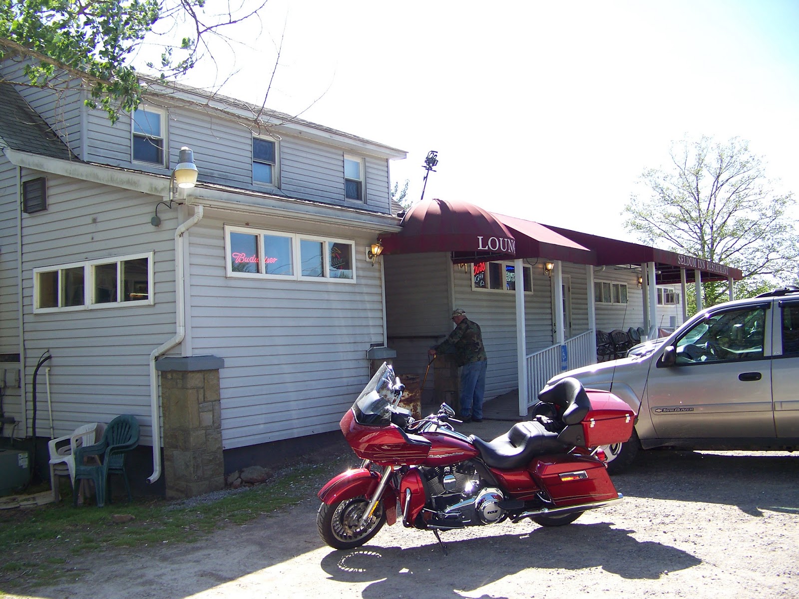 THE HATED YARD GNOMES May 2013