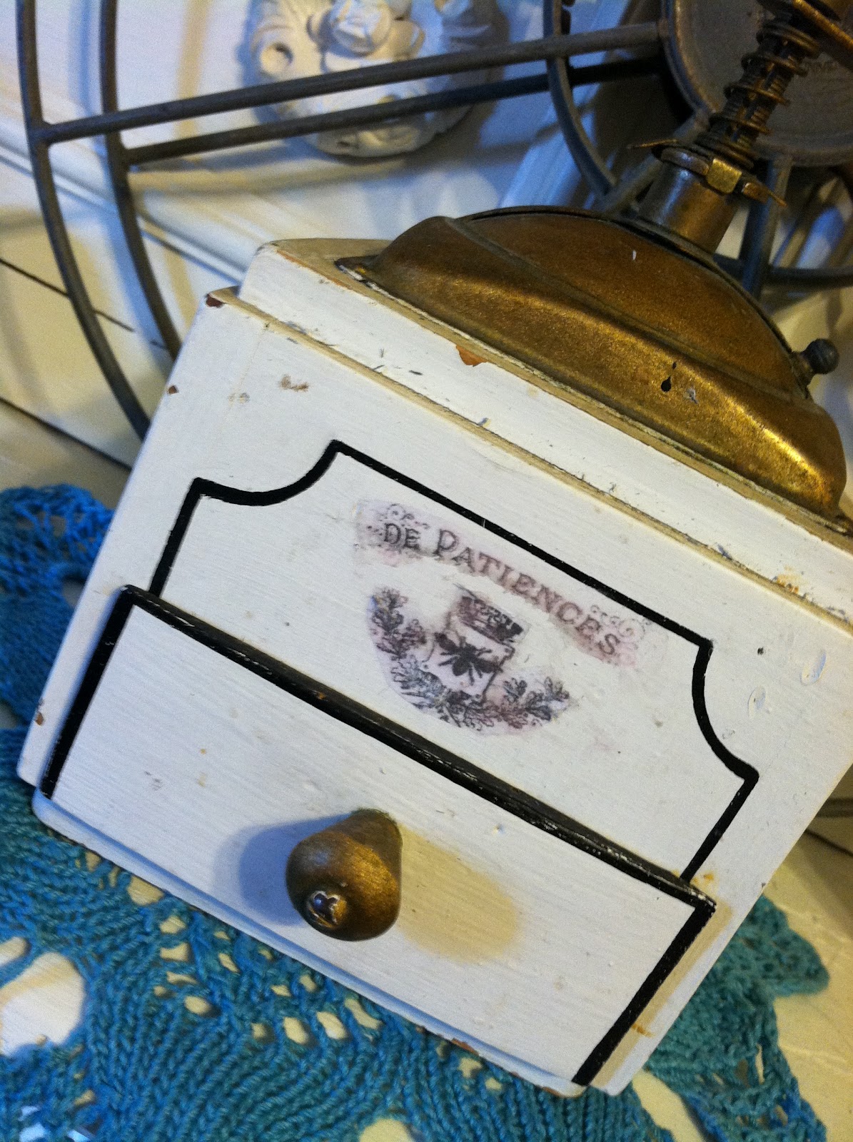 Pollyanna Reinvents Increasing Graphic Value of Antiques