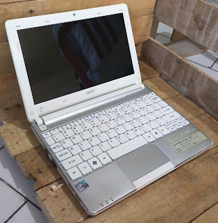 Notebook Acer aspire one D270 Bekas