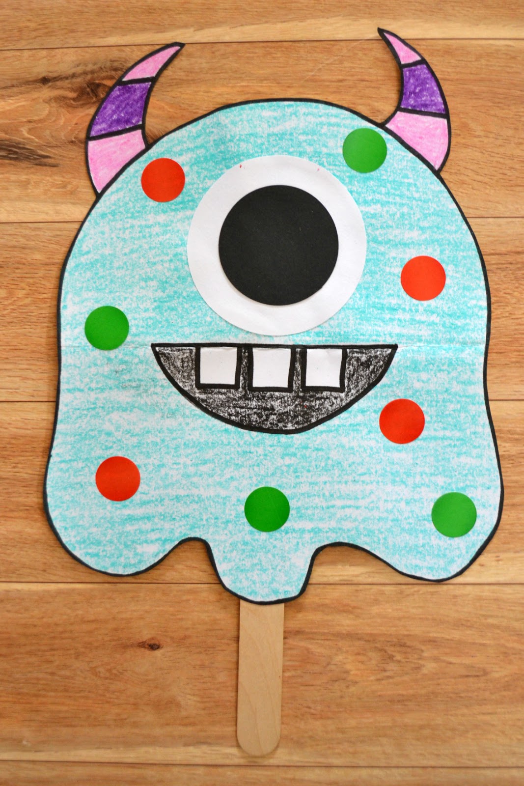 Easy Monster Craft for Toddlers - Toddler Approved