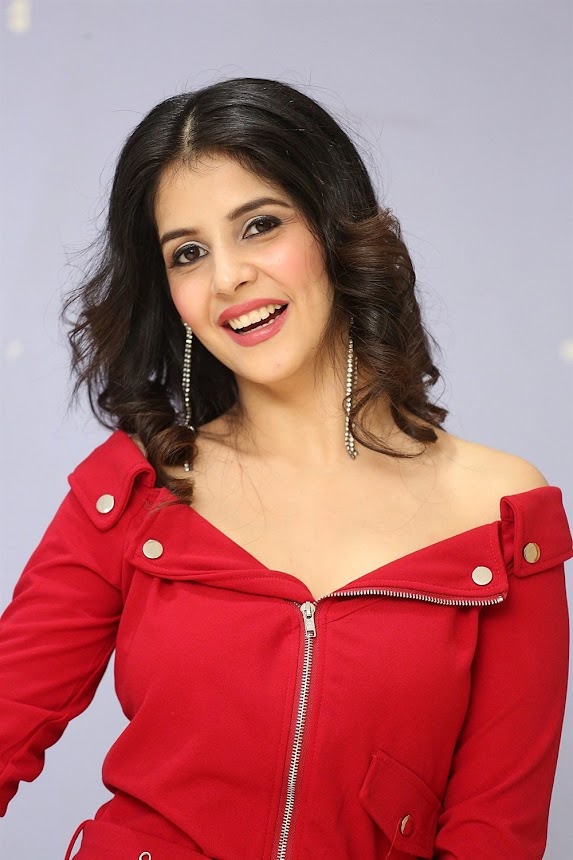 Kashish Vohra at 1st Rank Raju Teaser Launch