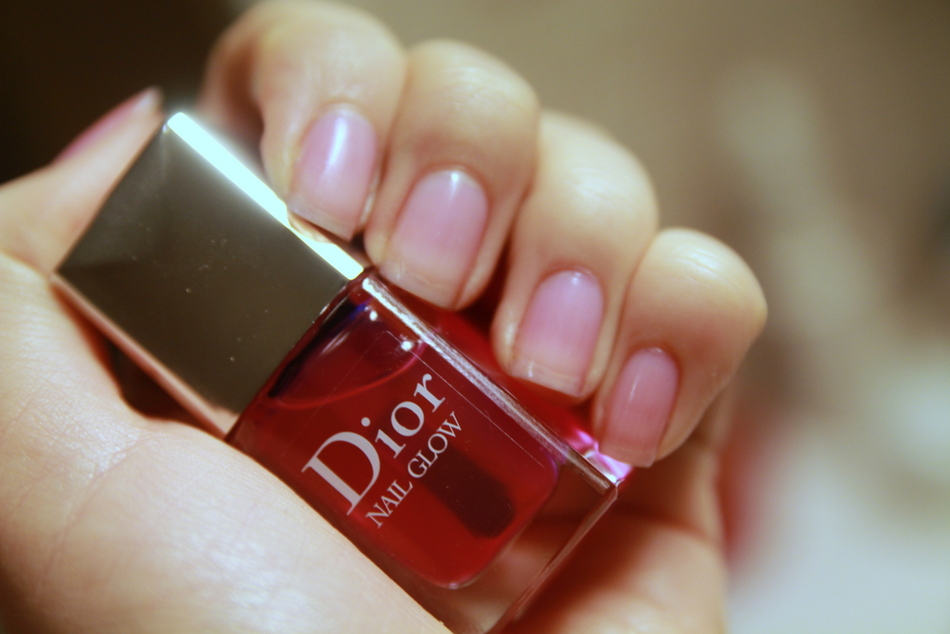 Global Beauty Blog DIOR NAIL GLOW EFFECT INSTANT FRENCH MANICURE