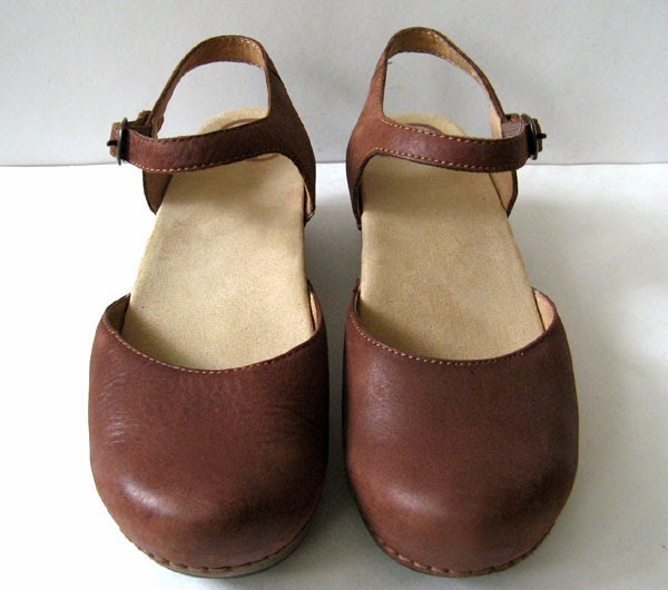 dansko sandals 40