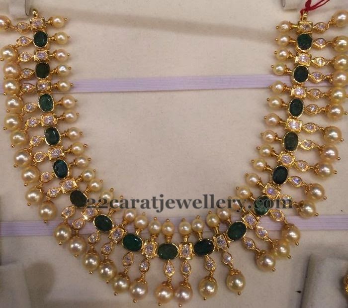 Emerald Pearls Set 35gms - Jewellery Designs