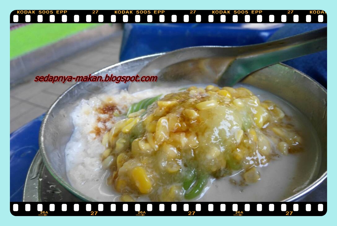 MaKaN JiKa SeDaP Makan cendol di Deen Ct Corner Cendol, Ipoh Perak