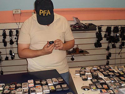 Roban celulares por monto de 19 mil en tienda de Cajabamba