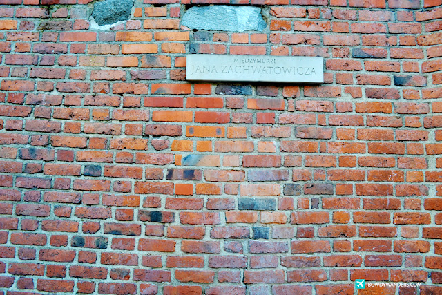 bowdywanders.com Singapore Travel Blog Philippines Photo :: Poland :: The Warsaw Barbican: Historical Alleywall Linking The Old & New Towns 