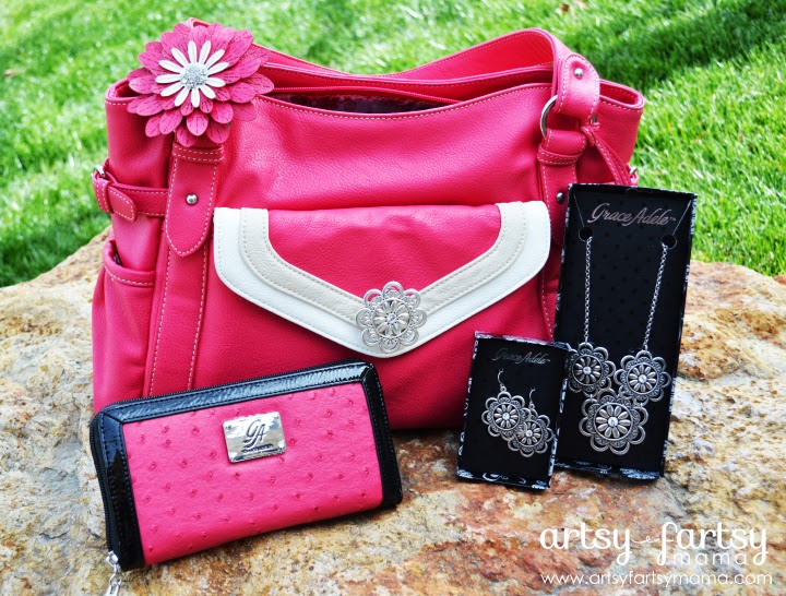 Purse Organization Made Easy with Grace Adele