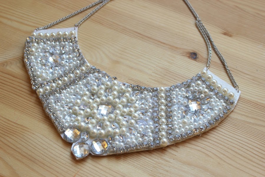 DIY Collar de perlas y piedras Swarovski