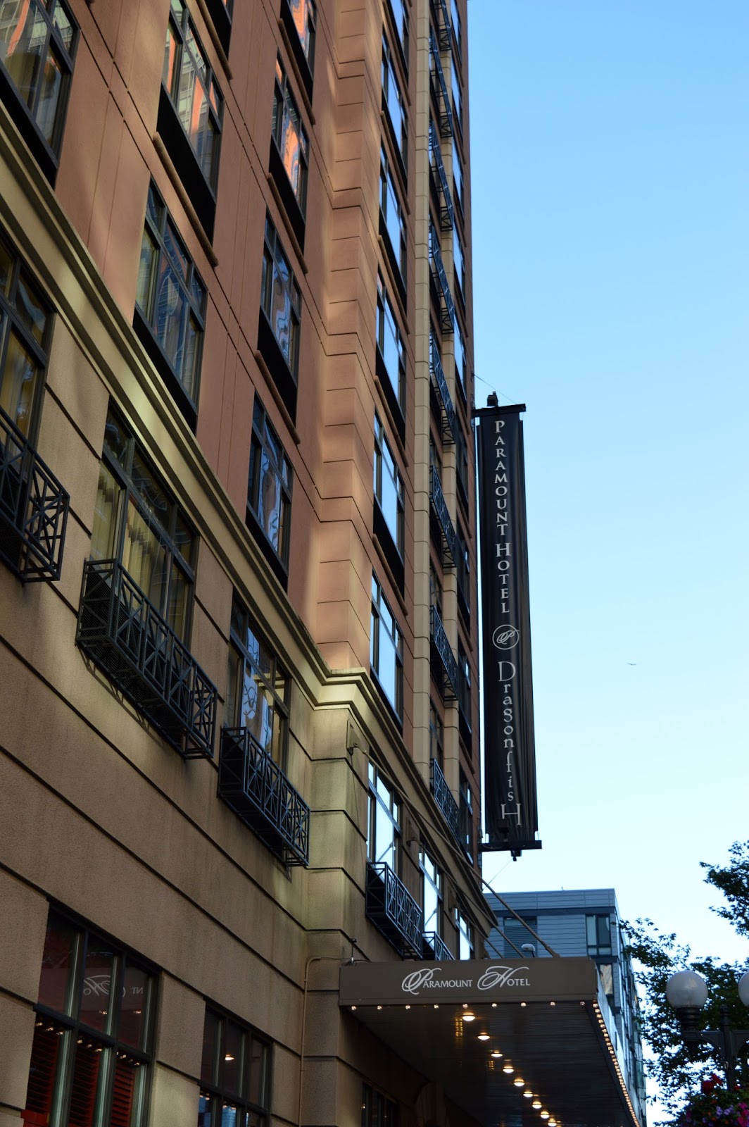 Happy Hour at Dragonfish Asian Cafe