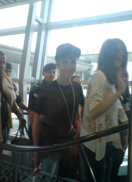 selena gomez and justin bieber in klia. Justin Bieber and Selena Gomez