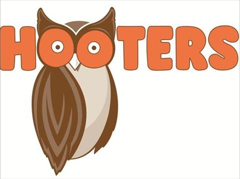 Hooters, fast food com garçonetes sensuais, fecha 3 das 4 unidades