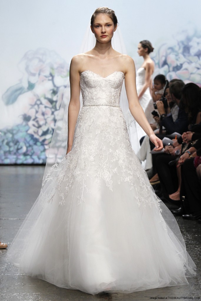 The Magnificent Creation of Monique Lhuillier Wedding Dresses 2012
