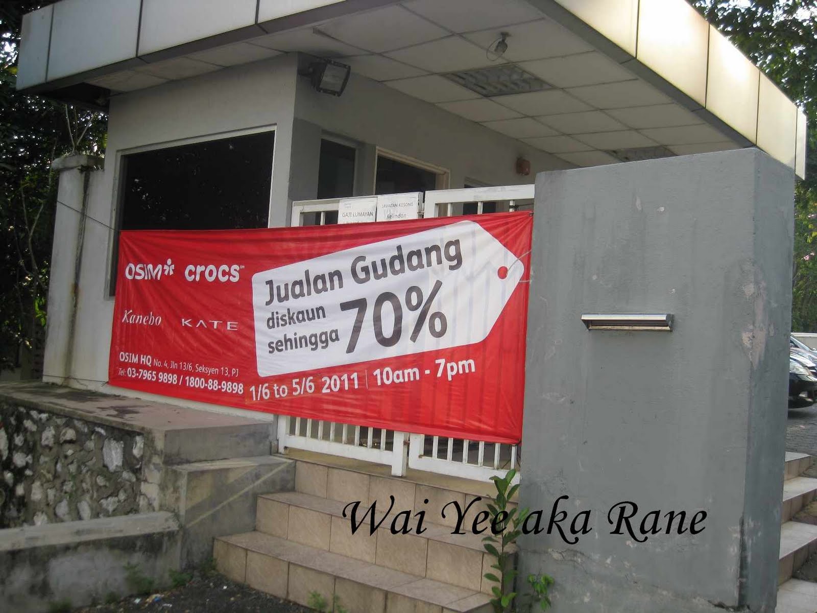 crocs headquarters phone number