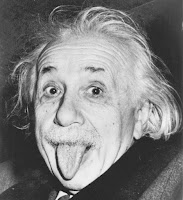 Albert Einstein linguaccia