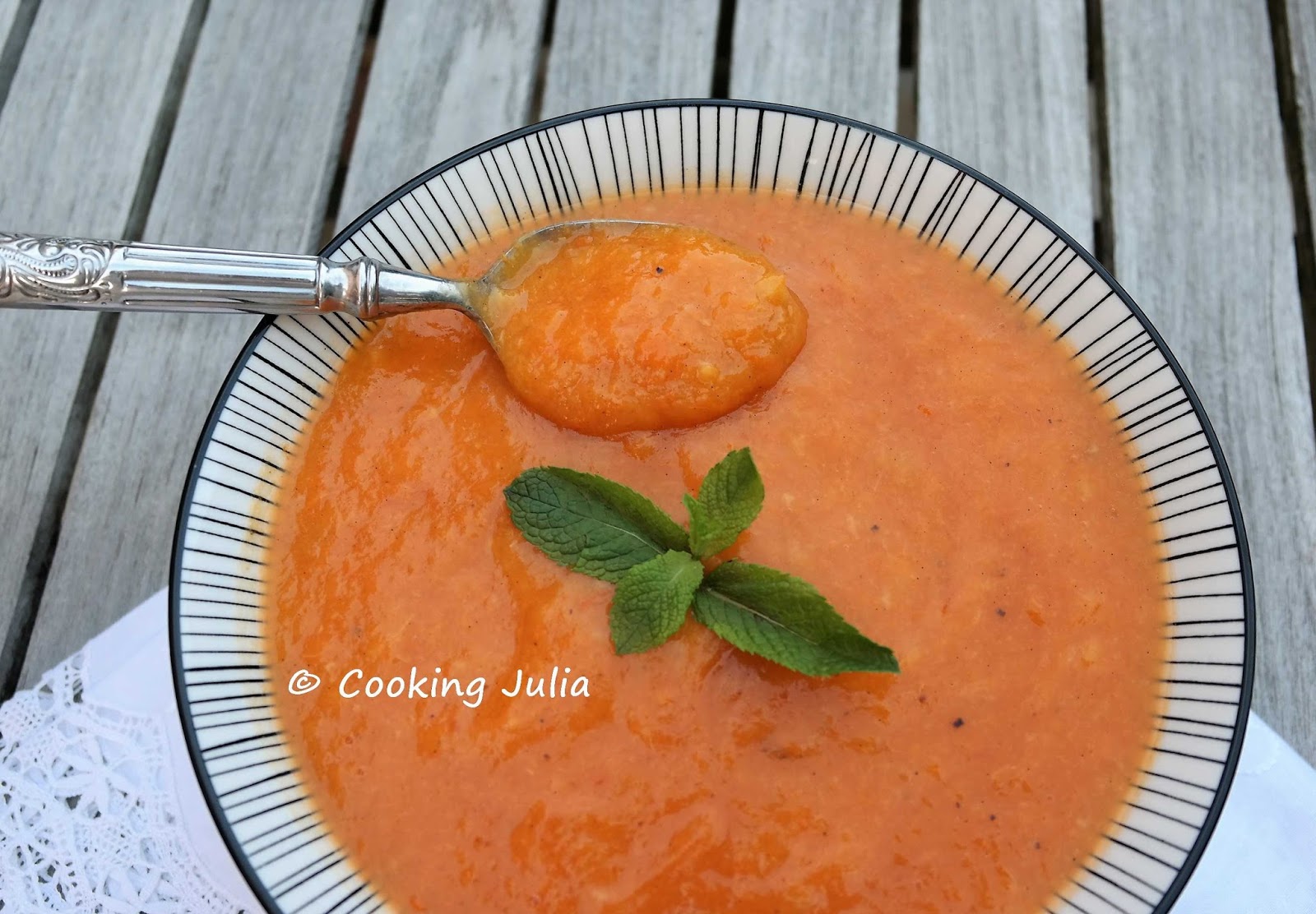 COOKING JULIA COMPOTE PÊCHESABRICOTS À LA VANILLE