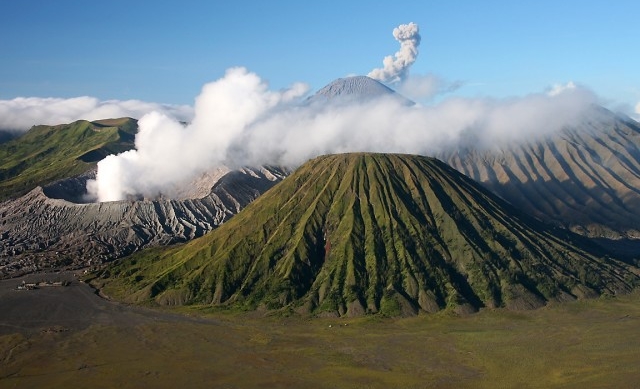 9 Gunung Tertinggi di Jawa Timur, Lengkap Dengan Review dan Letak