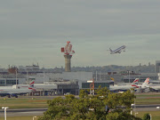 . the day entertained by thte departing aircraft from Heathrow Airport. (dsc )