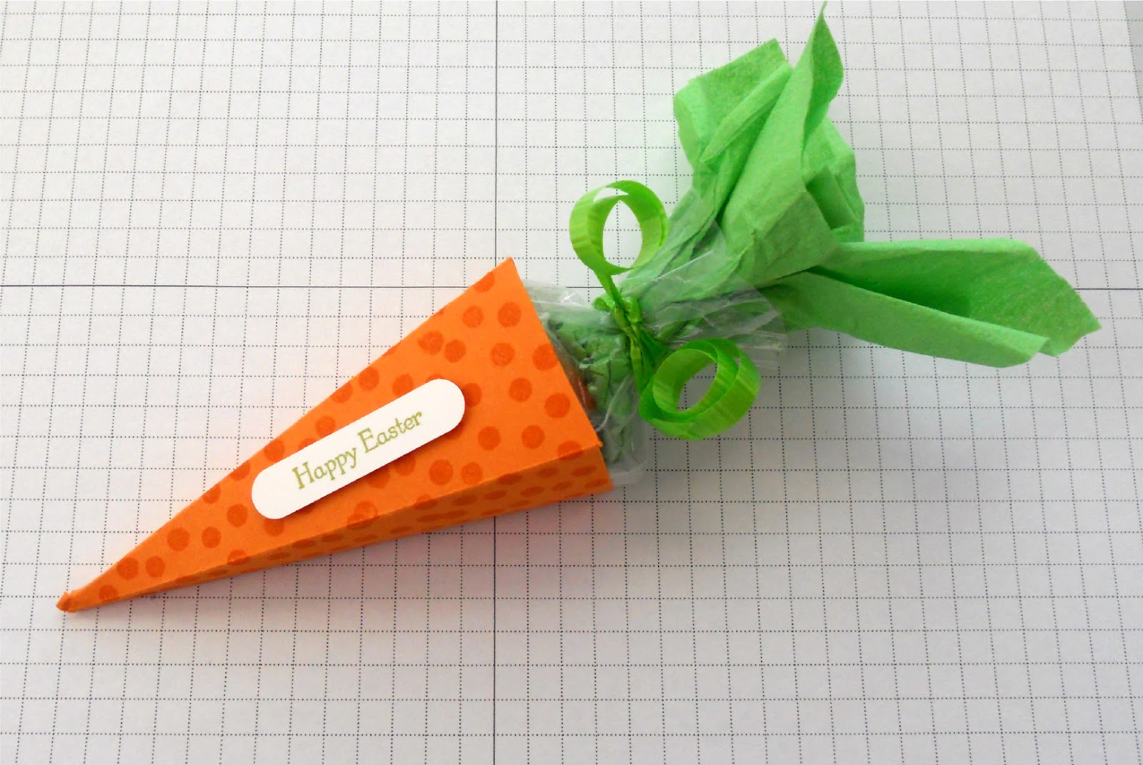 Paper Crafting Mama Carrot Cone Treat Holder