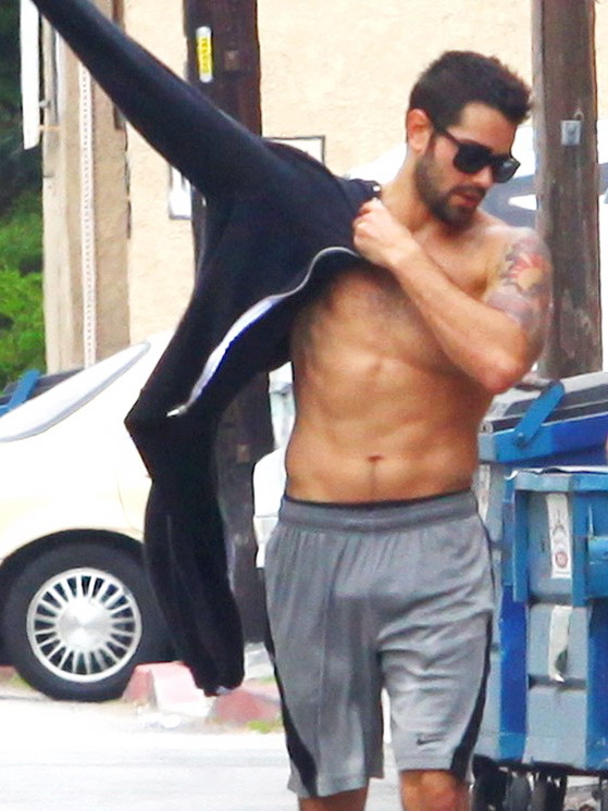 [MRVVIP] Official: JESSE METCALFE BULGED AFTER GYM
