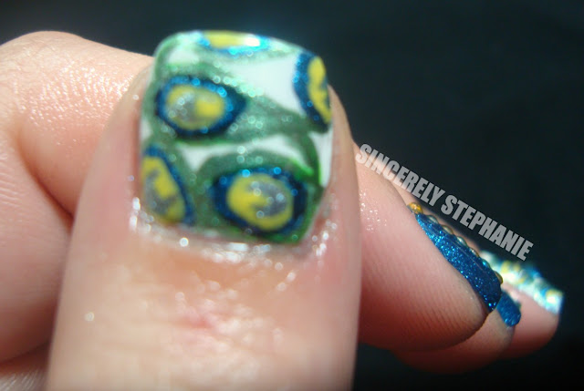 peacock-nail-art