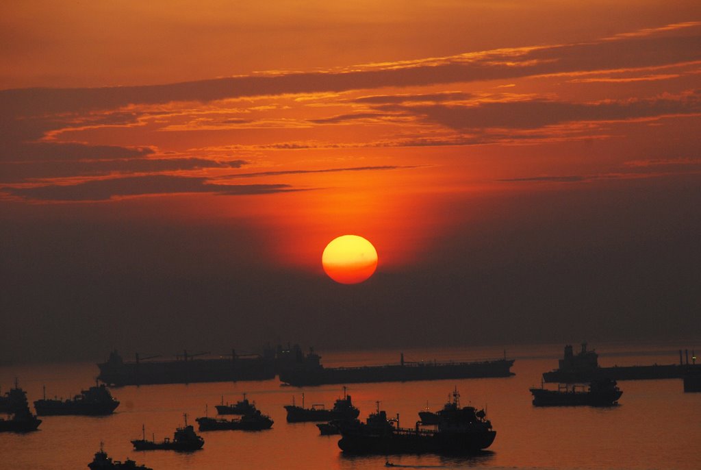Matahari Terbit dari Barat - Terjemah Kitab Kuning