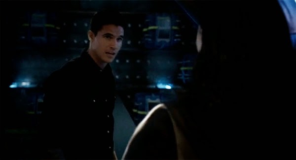 Robbie Amell en "The Flash 1x03"