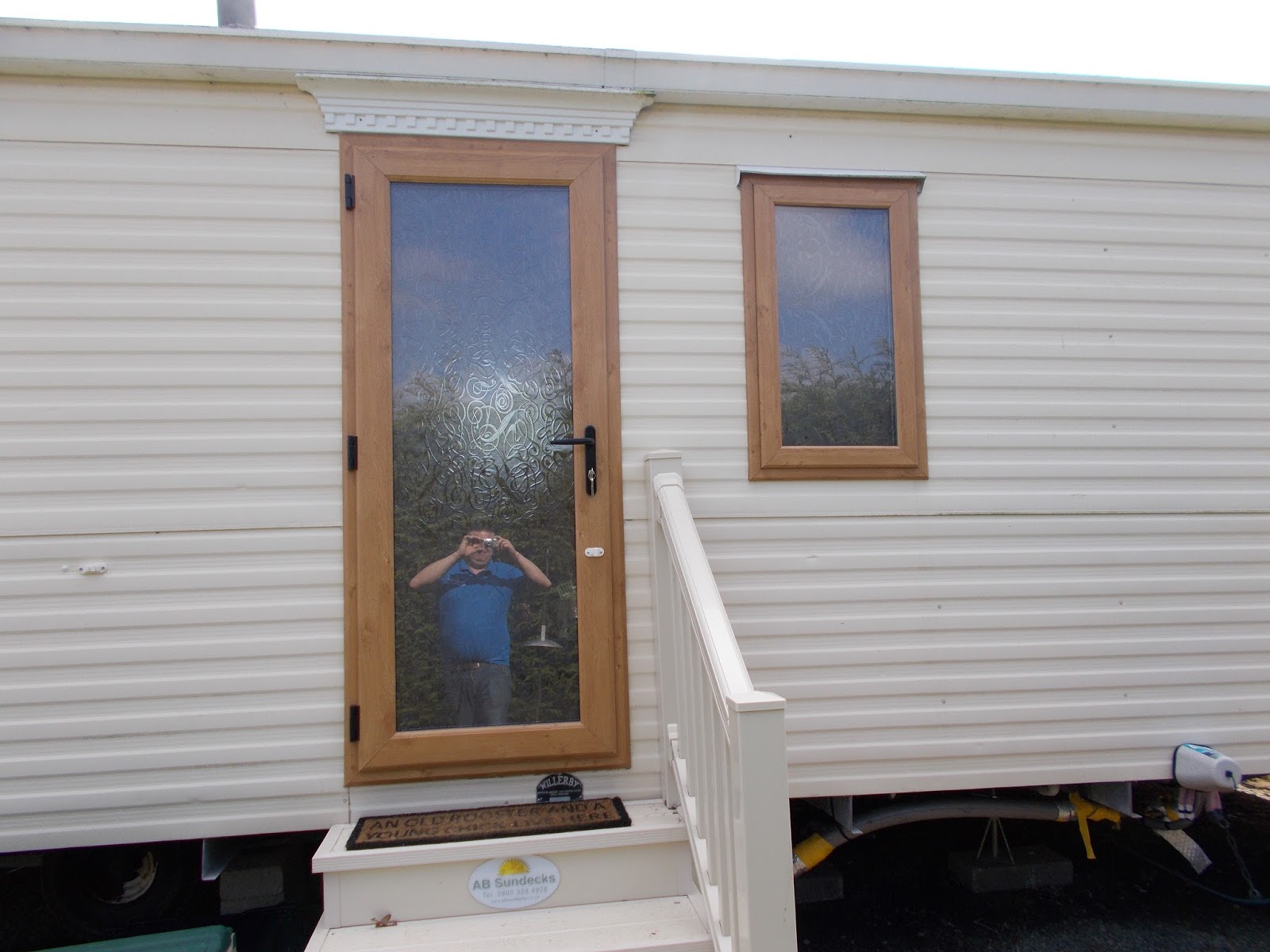 replacement static caravan double glazing windows and doors in irish oak