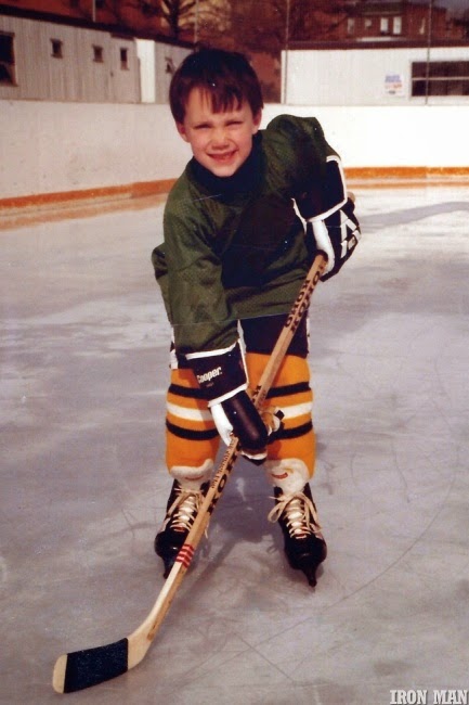 Greg Plitt jogando hóquei quando era garoto - Foto: Per Bernal