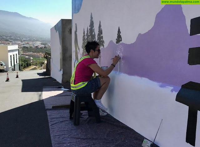 La Reserva Mundial de la Biosfera La Palma culmina el mural “A La Caldera”, ejemplo de intervención artística para el embellecimiento de entornos urbanos degradados