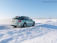 سكودا اوكتافيا كومبى 2012