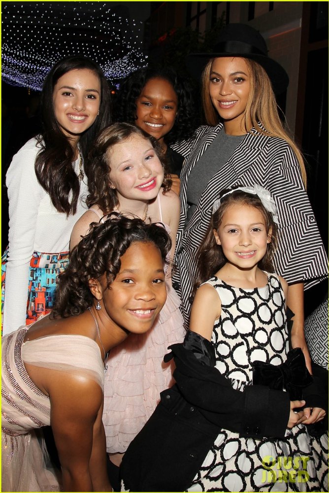 Amanda Troya movies list and roles (The Kitchen - Season 34, Dancing