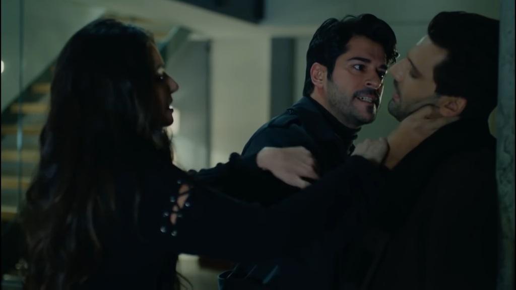 Wieczna miłość odcinek 175: Emir znajduje pamiętnik Nihan! Zabrania Asu widzenia się z matką! [Streszczenie + Zdjęcia]