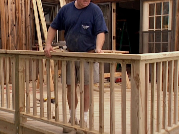 Patio Deck Railing Design: How To Install Deck Railing - In 5 Easy Steps