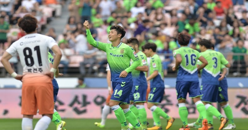 lee seung gi national title preview pohang steelers vs jeonbuk hyundai motors k lee seung gi national title preview pohang steelers vs jeonbuk hyundai motors k