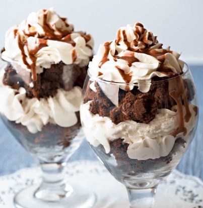 BROWNIE PARFAITS WITH NUTELLA SYRUP