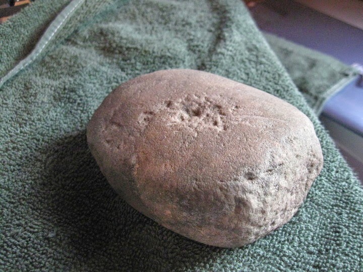 Stonehenge and the Ice Age Mauls, hammerstones and erratics