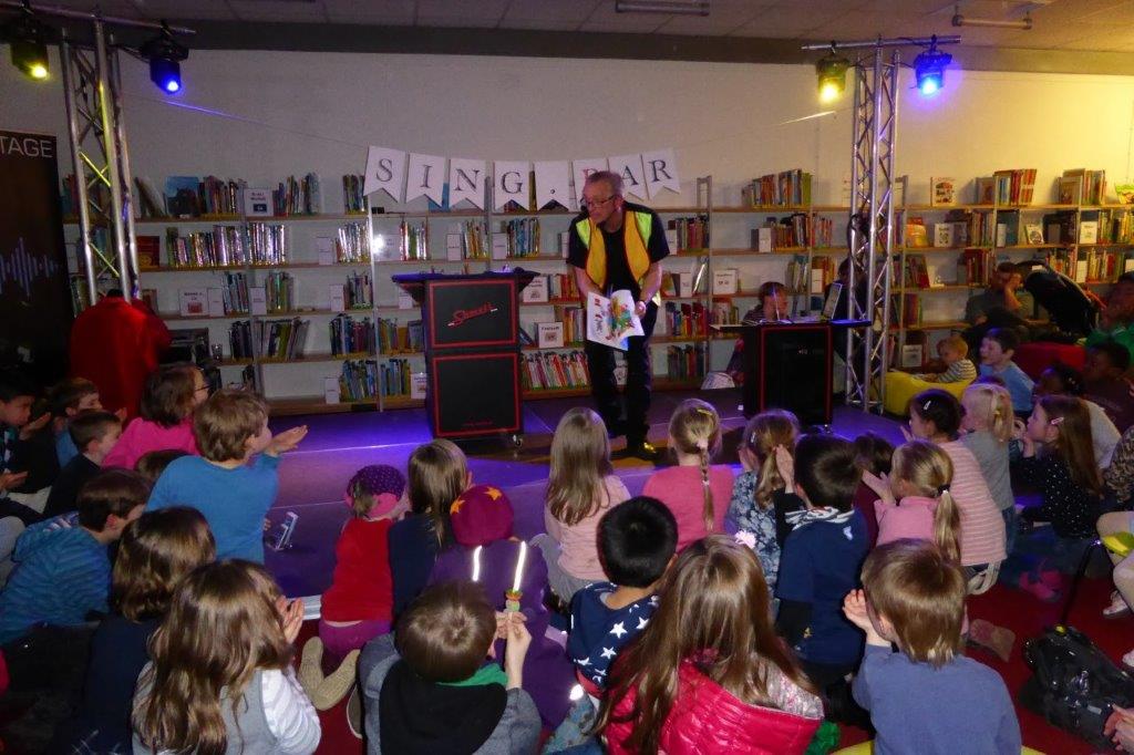 Nunc Hic Page 65 Chan 8720313 Rssing Com