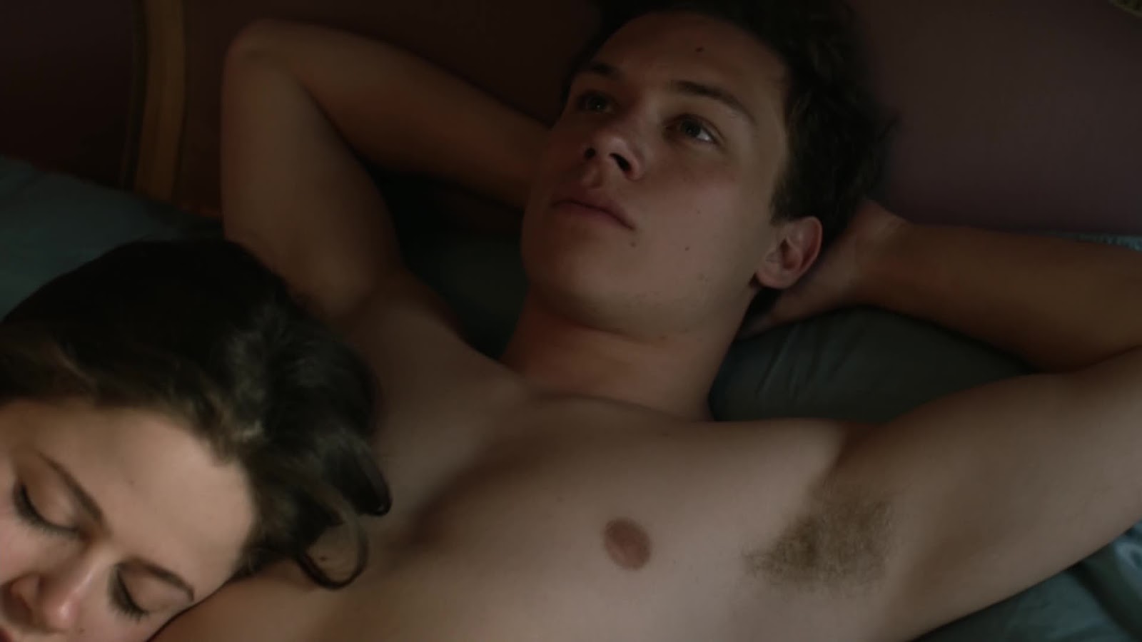 Finn Cole - Shirtless, Barefoot & Naked in "Animal Kingdom" .