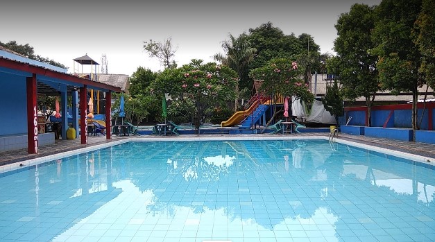 Sport And Information Kolam Renang Warna Warni Jl Tileng Cipayung Jakarta Timur