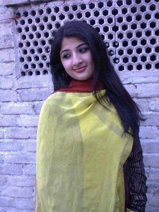 540px x 720px - photo gallery: Pakistani Girls Photo Gallery