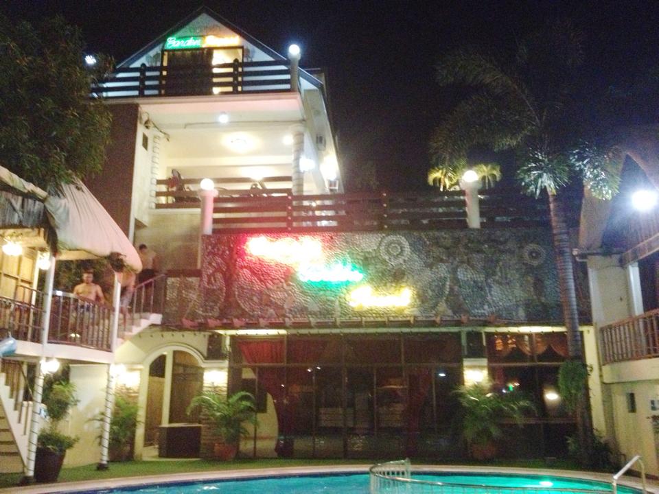 Team Carlo Invades Casanjo Garden Resort - Nheng's Wonderland