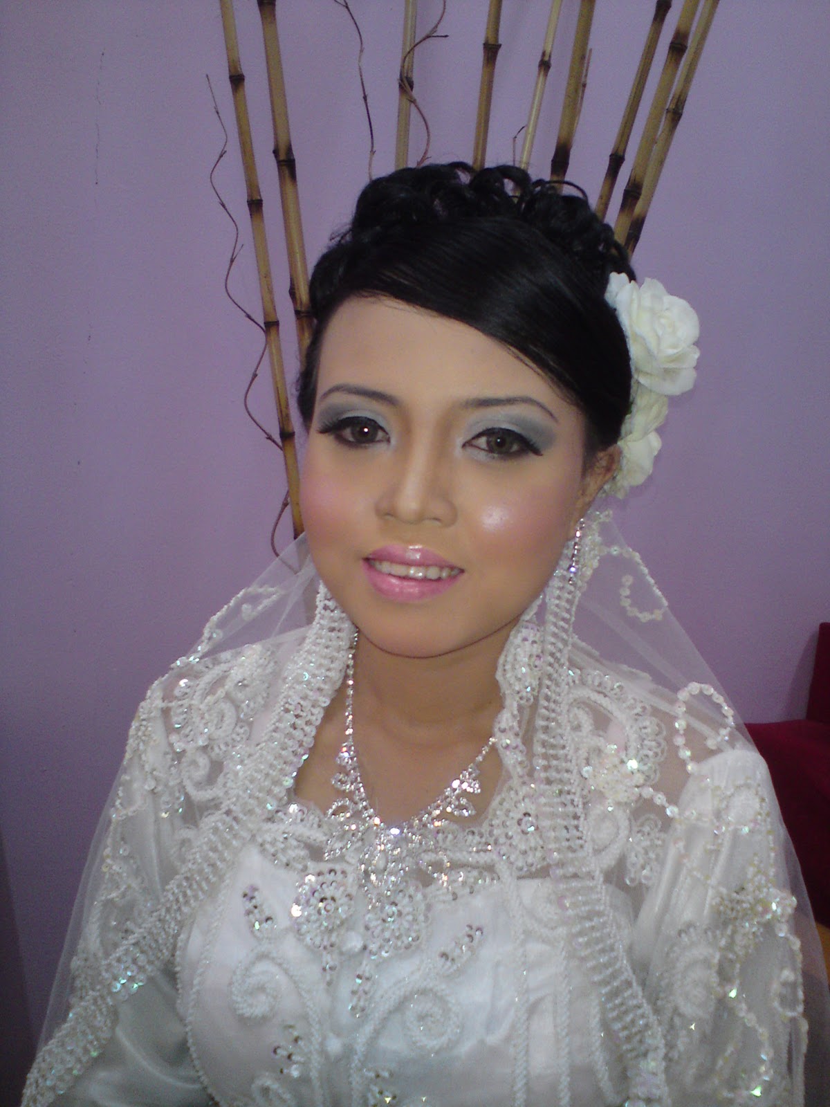 Beautiful Riesa: SAMPLE MAKE-UP PENGANTIN