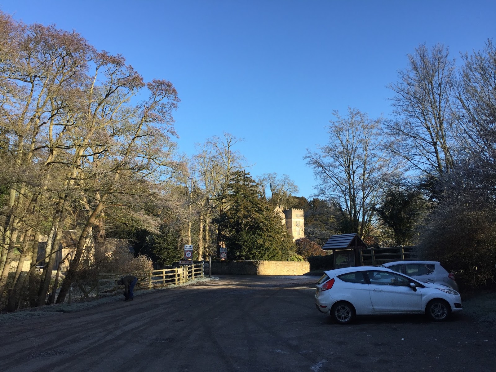 英国を歩く Around Fountains Abbey