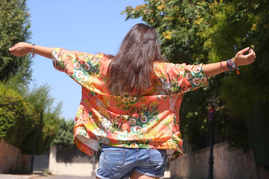 DIY Tutorial paso a paso: Kimono (patrón gratis). Blog de costura y blog diy.