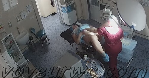 Hidden camera at gynecologists films ladies getting inspected