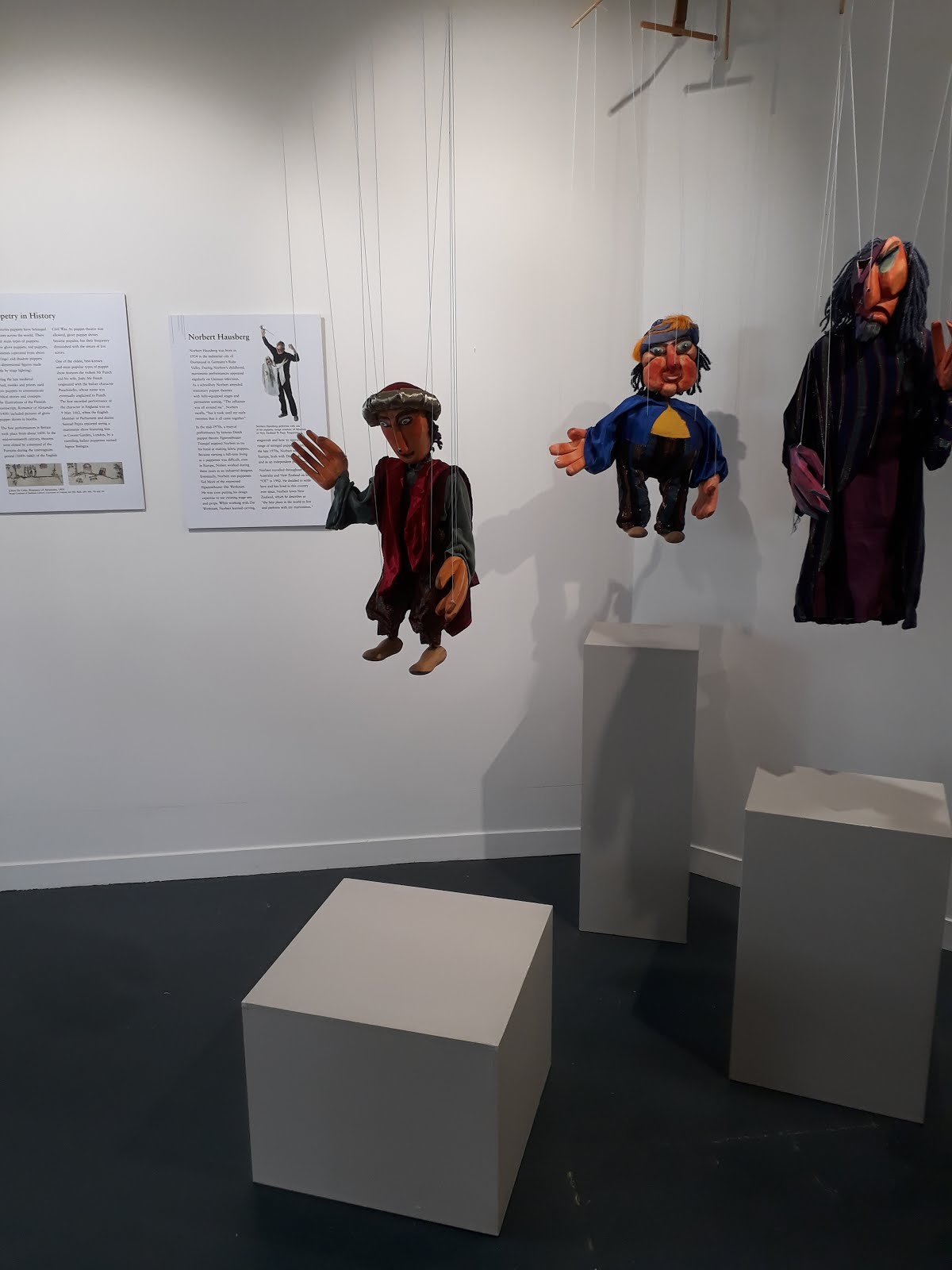 STRINGS ATTACHED PUPPET THEATRE NZ