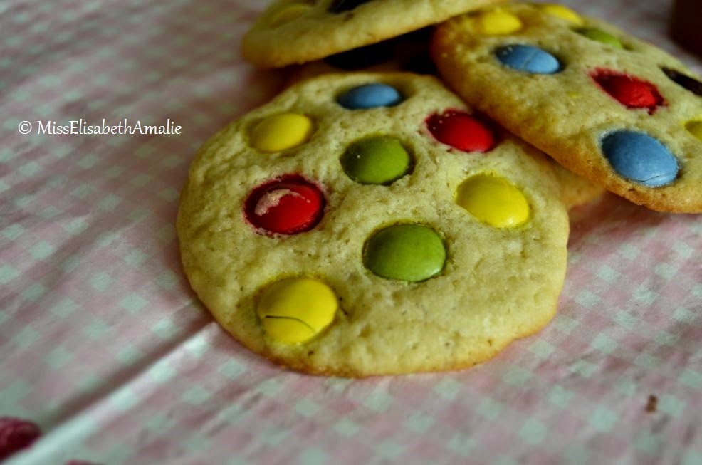 Im Blick Zuruck Entstehen Die Dinge Leckere Bunte Smarties Kekse