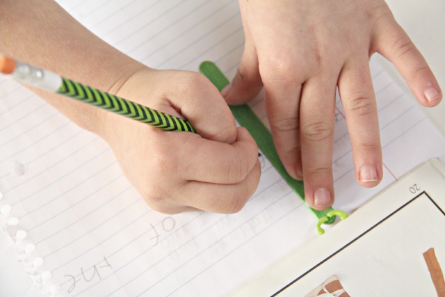 Help Kids Space Between Words with this DIY Handwriting Tool | The OT