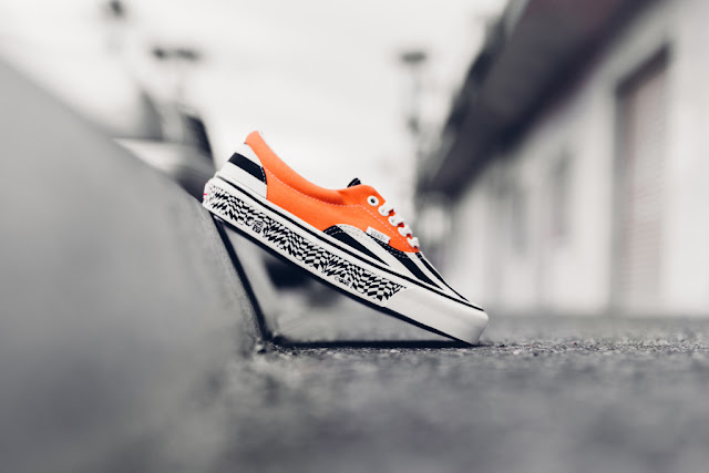 Vans-Vault-OG-Era-LX-Black-Stripe-Mandarine-Orange-beautifull-vans-slipon